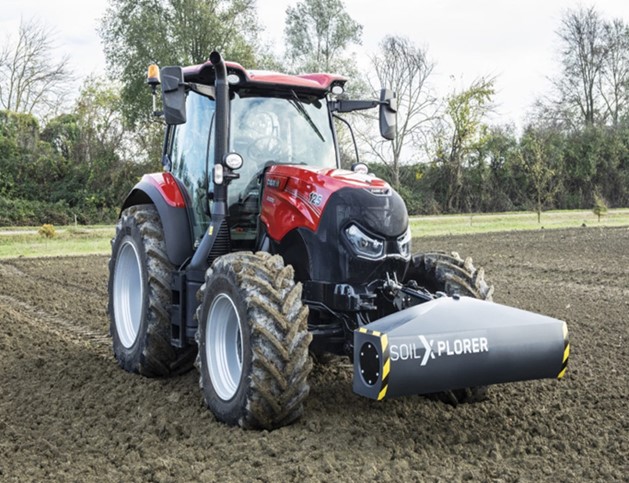 Tractor equipoado con SoilXplorer